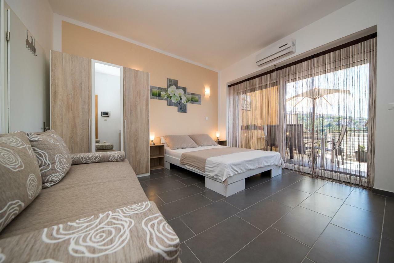 Apartment Zorica Crikvenica Buitenkant foto